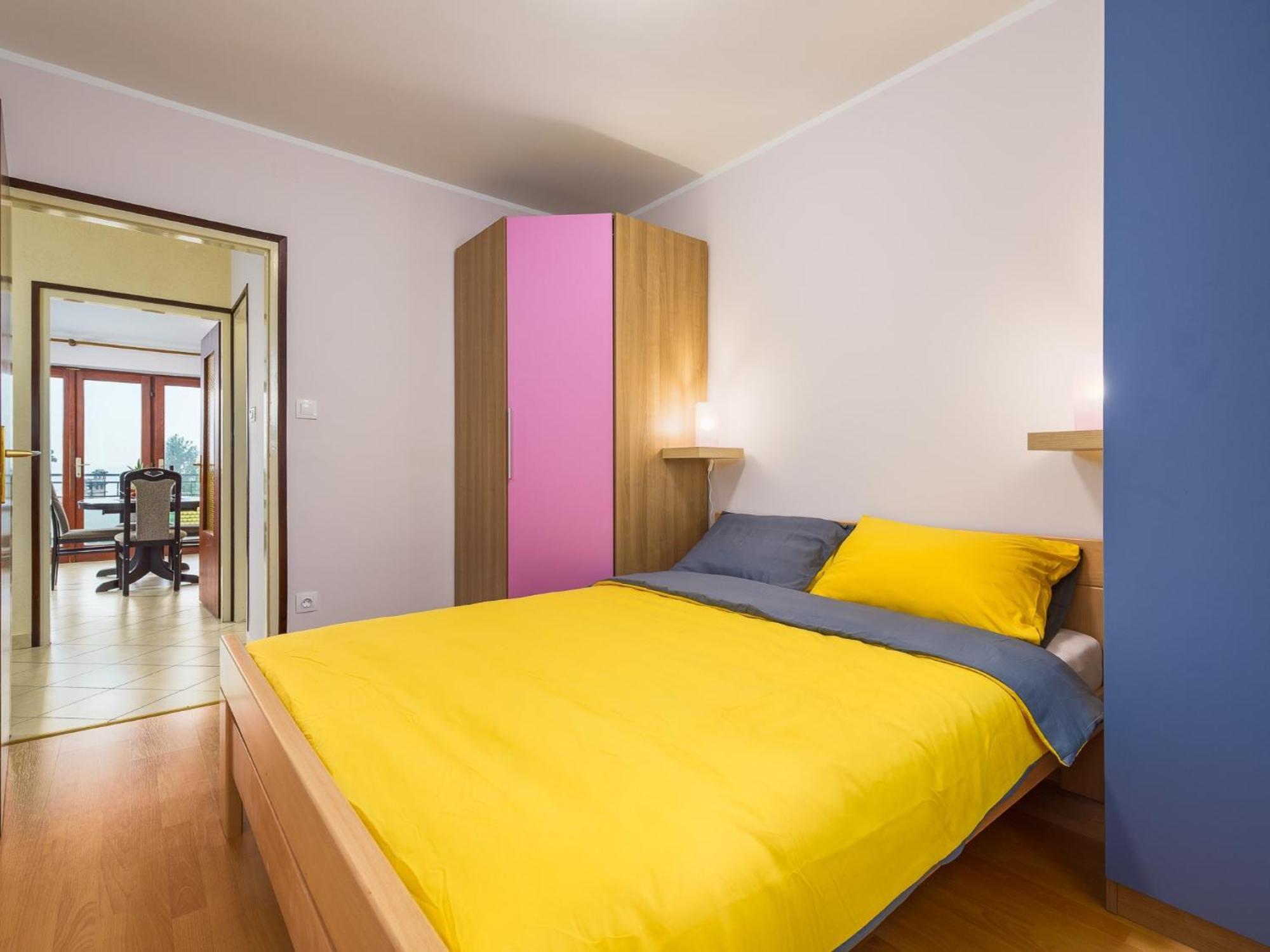 Apartments Vilma Ловран Стая снимка
